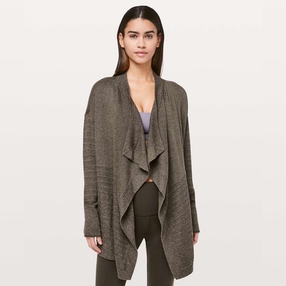 Lululemon | Find Your  Calm Wrap - Picture 1 of 10